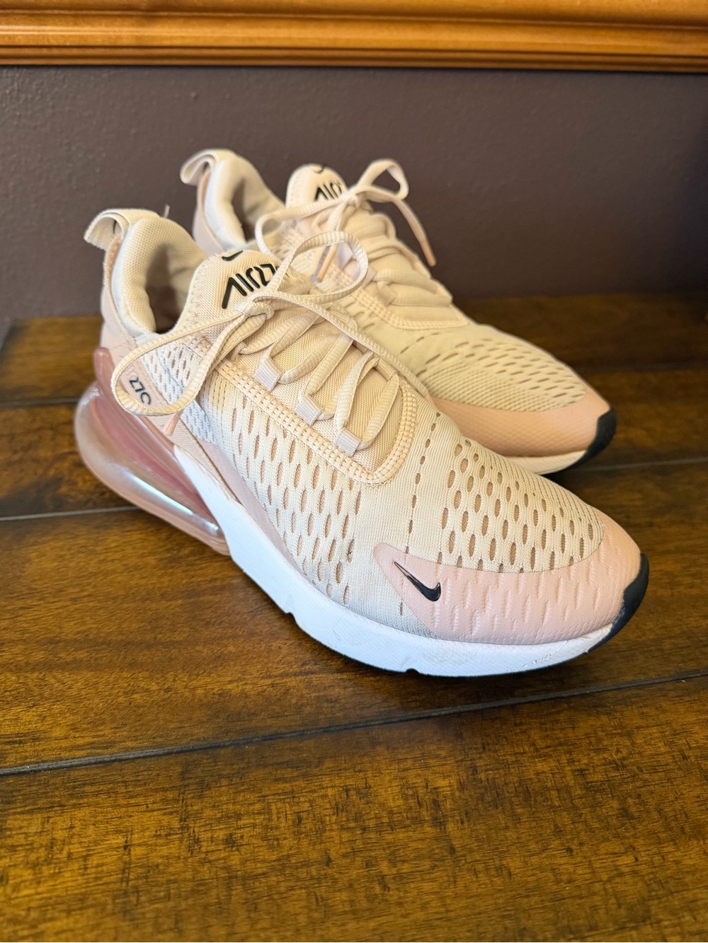 Nike Air Max 270 Running Shoes – Women’s Size 7.5 - Picture 3 of 9